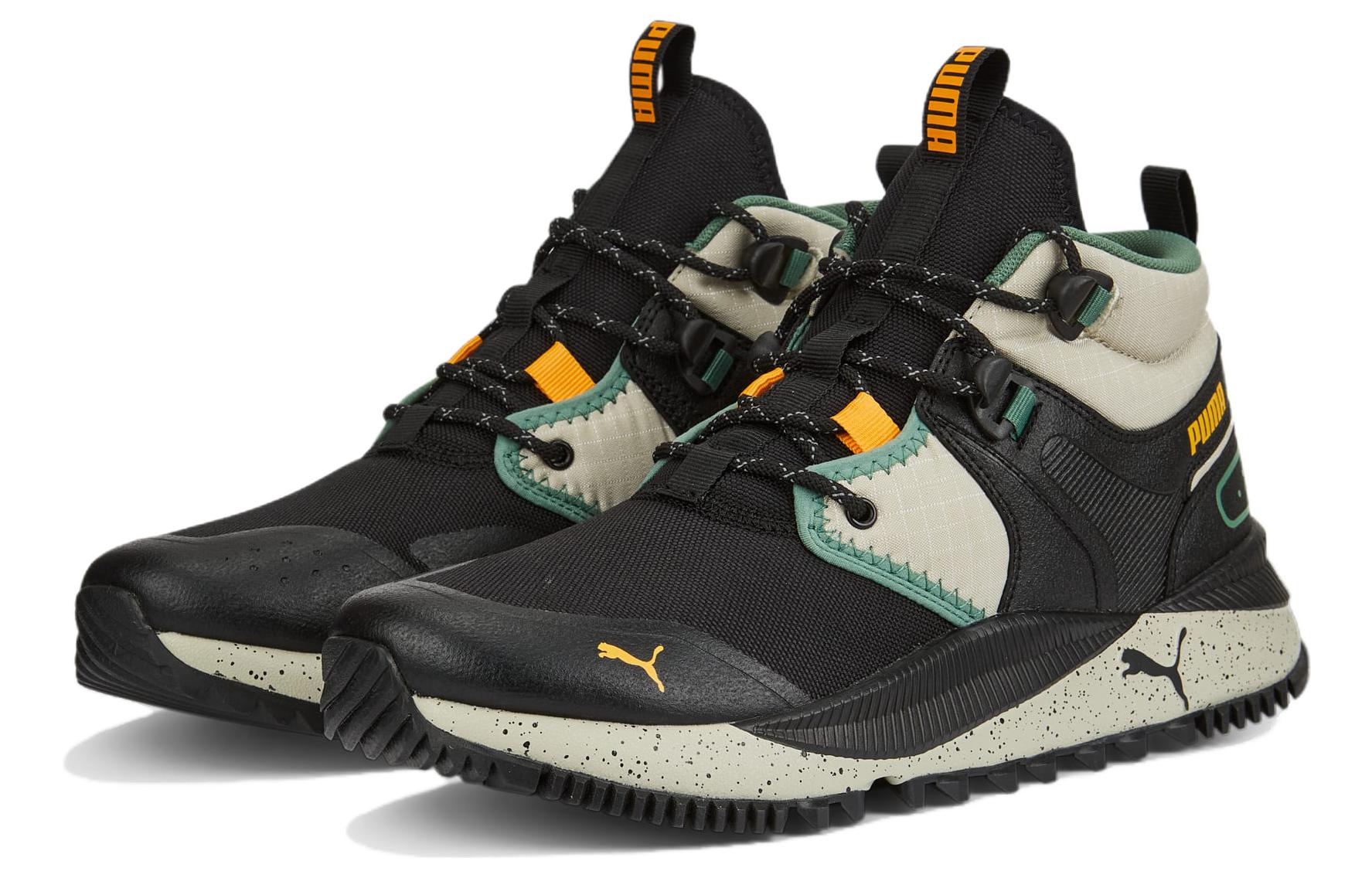 Lookbook Puma Pacer Future TR Mid 'Hitam Aprikot' 387268-01