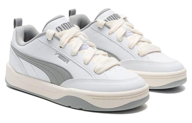 Shop PUMA 百搭休閒 輕鬆舒適 減震耐磨防滑 低筒 運動鞋 男女款 白灰