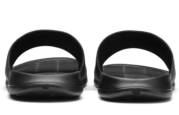 Shop Puma Popcat Chanclas Reflectantes 'Negro' 369422-02