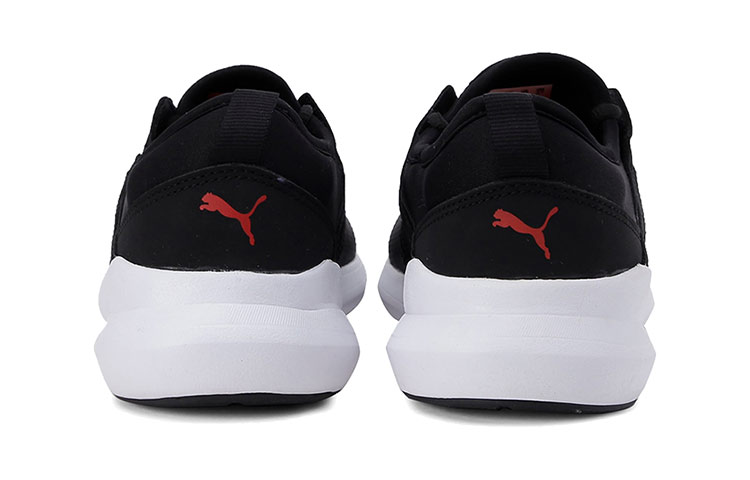 Shop Puma Pronto V2 Idp 黑白 低筒跑步鞋