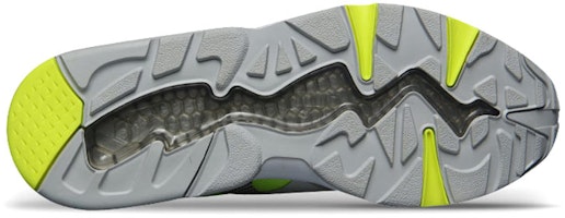 プーマ R698 プログレッシブ ランニングシューズ グレー/グリーン 362046-02 Shop プーマ R698 プログレッシブ ランニングシューズ グレー/グリーン 362046-02