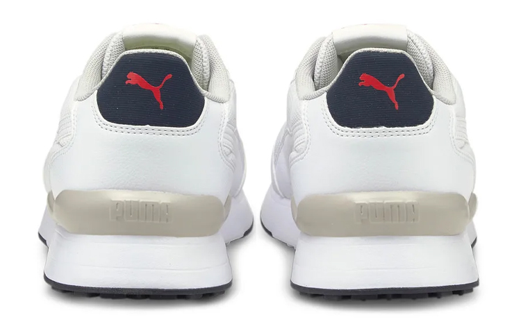 Shop Puma R78 Futr 白色運動鞋