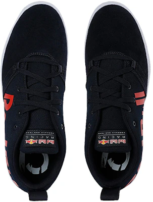 Puma Red Bull Racing Cups Lo ''Zwart Rood Wit'' 306446-01 Lookbook Puma Red Bull Racing Cups Lo ''Zwart Rood Wit'' 306446-01