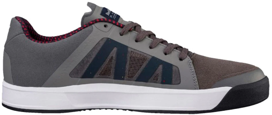 Puma Red Bull Racing Rider 'Gris Casual'. 305924-02 Order Puma Red Bull Racing Rider 'Gris Casual'. 305924-02