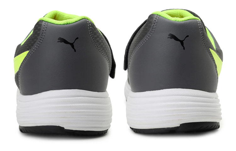 Shop 彪馬 Reef Slip-on Idp 灰色低筒跑步鞋