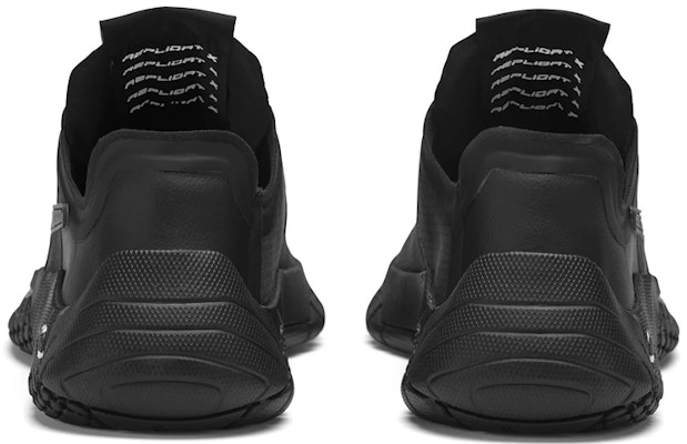 Puma Replicat-X Pirelli BF 黑色
(For Taiwan: Puma Replicat-X Pirelli BF 黑色) Shop Puma Replicat-X Pirelli BF 黑色
(For Taiwan: Puma Replicat-X Pirelli BF 黑色)