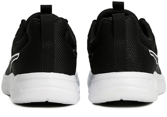 푸마 리졸브 블랙 화이트 (Puma Resolve Black White) 194739-01 Lookbook 푸마 리졸브 블랙 화이트 (Puma Resolve Black White) 194739-01