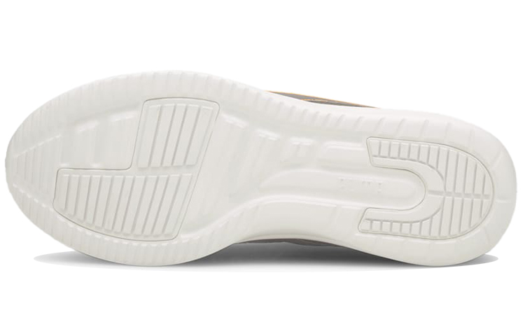 Purchase "Puma Resolve Low 'Marrón Blanco'" 194739-08