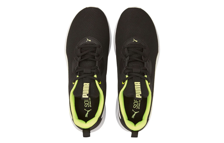 Shop PUMA Resolve 低筒 跑步鞋 男款 白黑綠