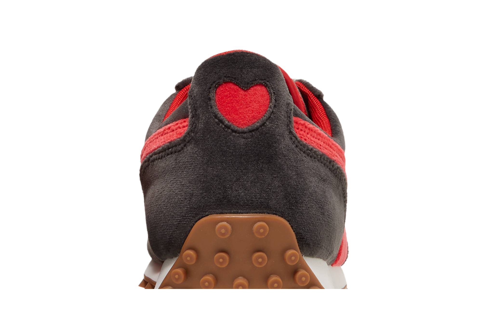 Sizing 彪马火箭“情人节-做我的” 390103-01