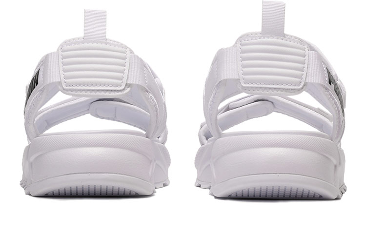 Lookbook Puma RS 涼鞋「白黑」374862-01