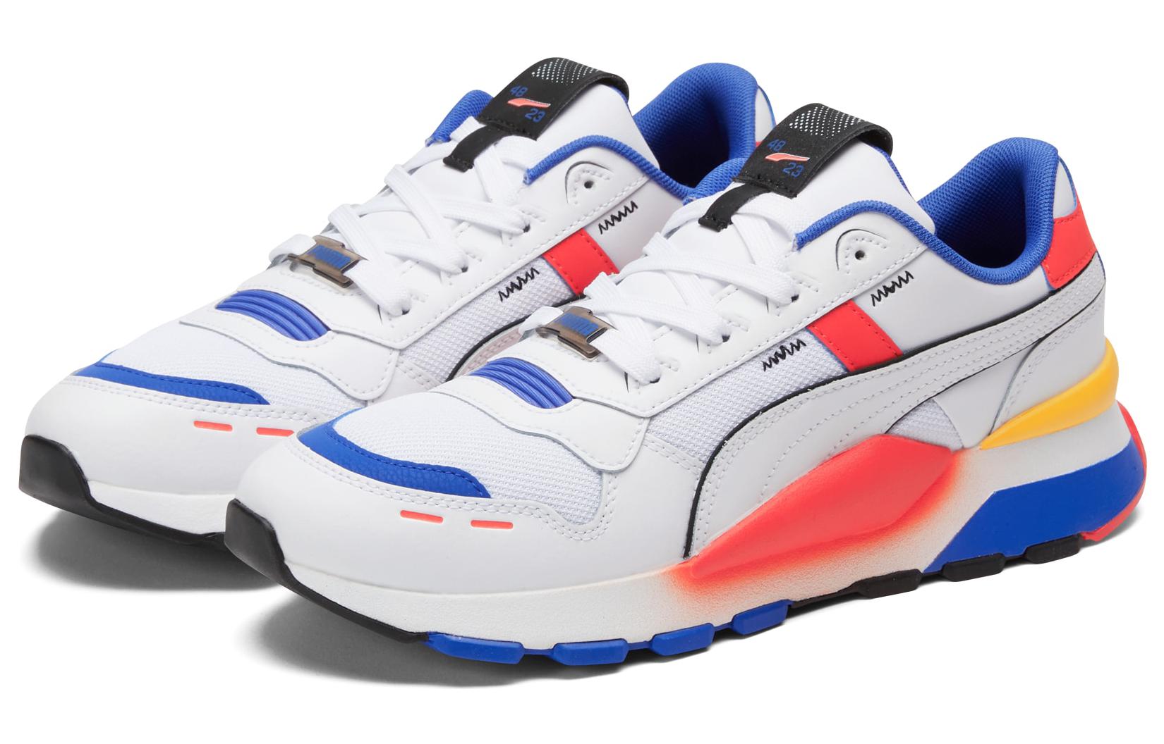 Shop 彪马 RS 2.0 'GEN' 运动鞋 392276-01