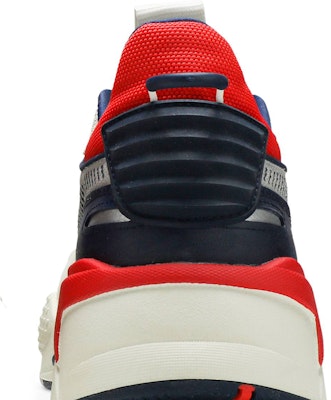 Puma RS-X Hard Drive 'White Peacoat Red' 369818-03 Sizing Puma RS-X Hard Drive 'White Peacoat Red' 369818-03
