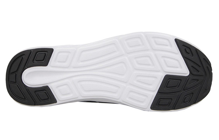 Shop PUMA Running Driver 低筒 跑步鞋 男款 黑灰