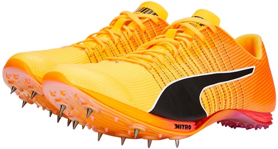 彪马跑鞋低帮'橙黑色' 378949-01 Lookbook 彪马跑鞋低帮'橙黑色' 378949-01