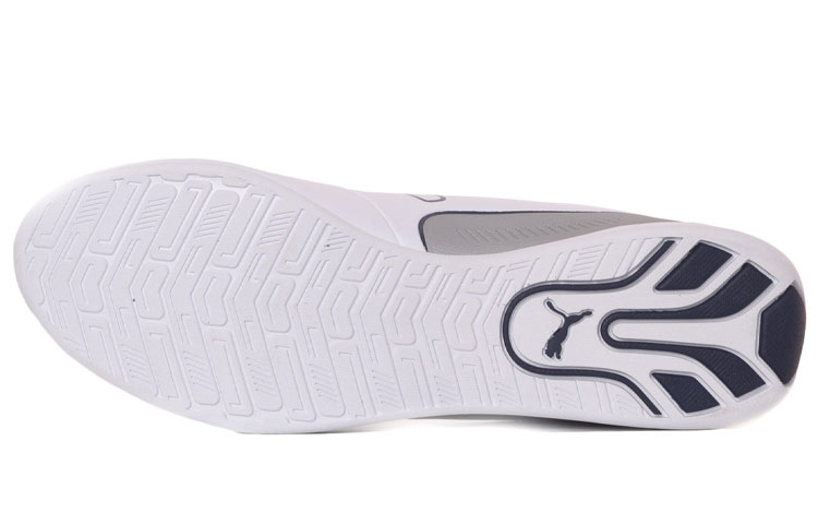 Shop Puma Scuderia Ferrari Drift Cat 8 訓練鞋 白