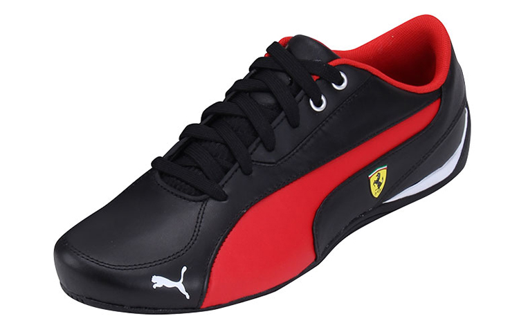Lookbook Puma Scuderia Ferrari Niedrig Sneaker Schwarz/Rot Herrenschuhe 305679-02