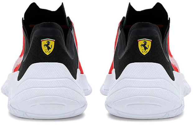 Puma Scuderia Ferrari Race Replicat-X 2.0 ''Zwart Wit Rood'' 306555-02 Shop Puma Scuderia Ferrari Race Replicat-X 2.0 ''Zwart Wit Rood'' 306555-02