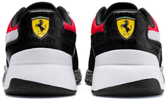 PUMA Scuderia Ferrari Speed Hybrid 低筒 跑步鞋 男款 黑紅白 Shop PUMA Scuderia Ferrari Speed Hybrid 低筒 跑步鞋 男款 黑紅白