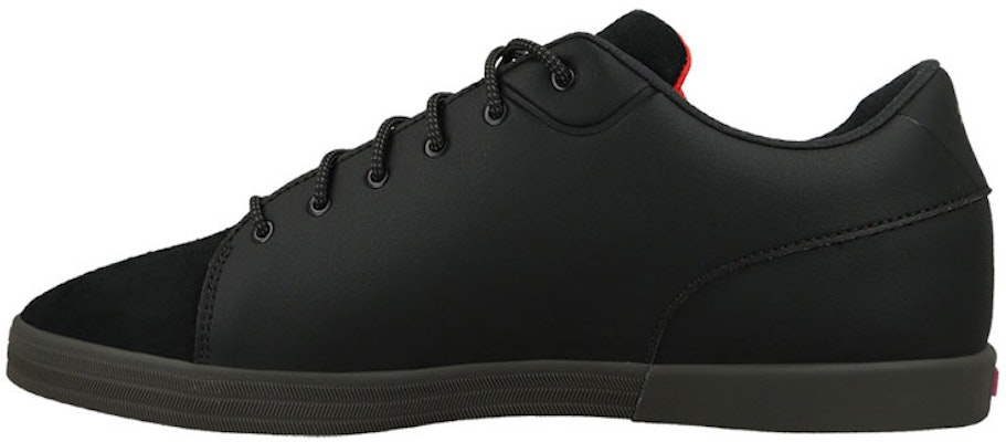 Puma Scuderia Ferrari Wayfarer 'Hitam' 306020-01 Buy Puma Scuderia Ferrari Wayfarer 'Hitam' 306020-01
