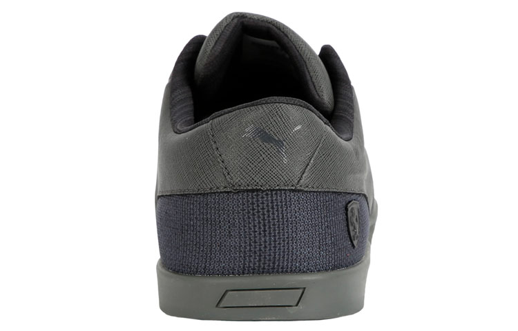 Purchase 푸마 페라리 경량 통기성 그레이 웨이페어 (Puma Ferrari 경량 그레이 웨이페어) 306098-01