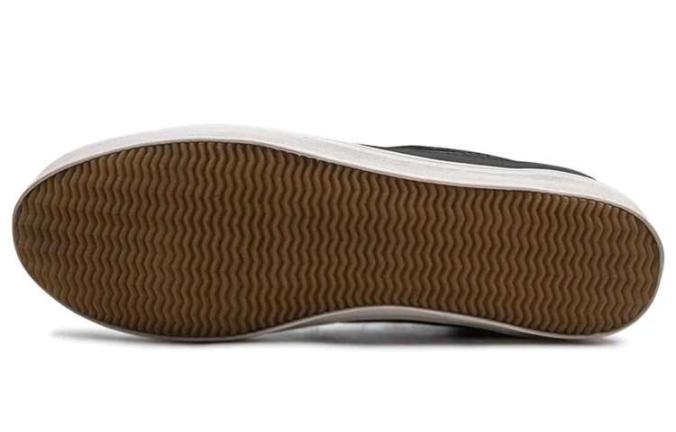 Shop Zapatillas de Skate Puma 'Negro Blanco' 353445-01
