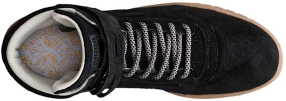 Puma Sky II Hi Winterised Hitam untuk Musim Dingin 361615-02 Lookbook Puma Sky II Hi Winterised Hitam untuk Musim Dingin 361615-02