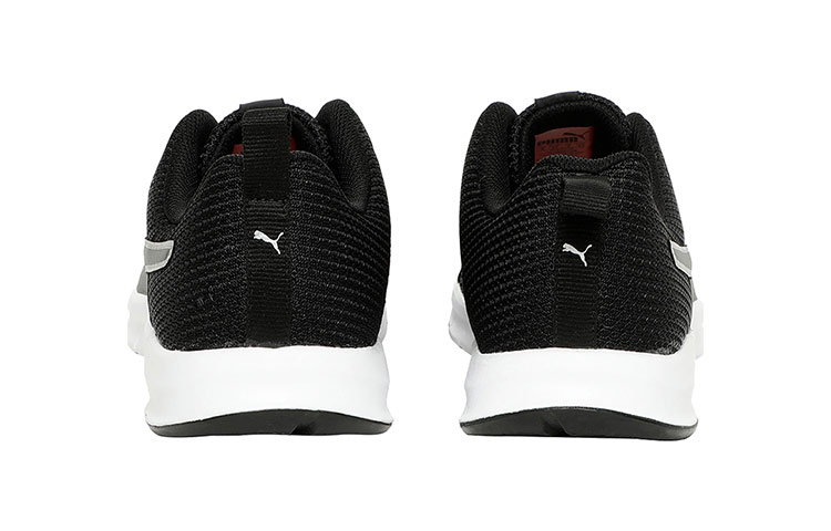 Shop Puma Skylark Idp Schwarz/Weiß 371159-01