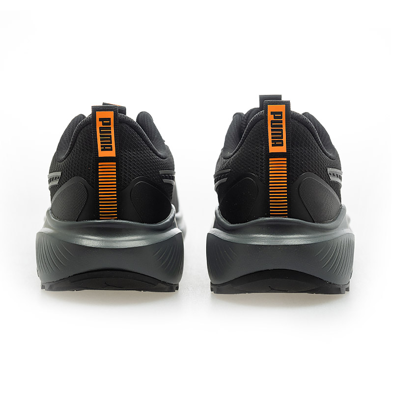 Lookbook 푸마 스카이로켓 라이트 트레일 러닝 슈즈 31078115