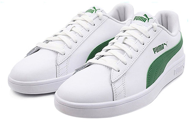 Puma Smash V2 'Putih Hijau' 365215-03 Lookbook Puma Smash V2 'Putih Hijau' 365215-03