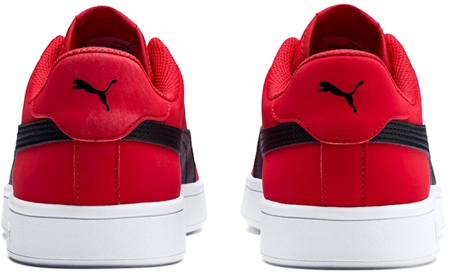 Puma Smash v2 Buck 红黑配色 365160-13 Shop Puma Smash v2 Buck 红黑配色 365160-13