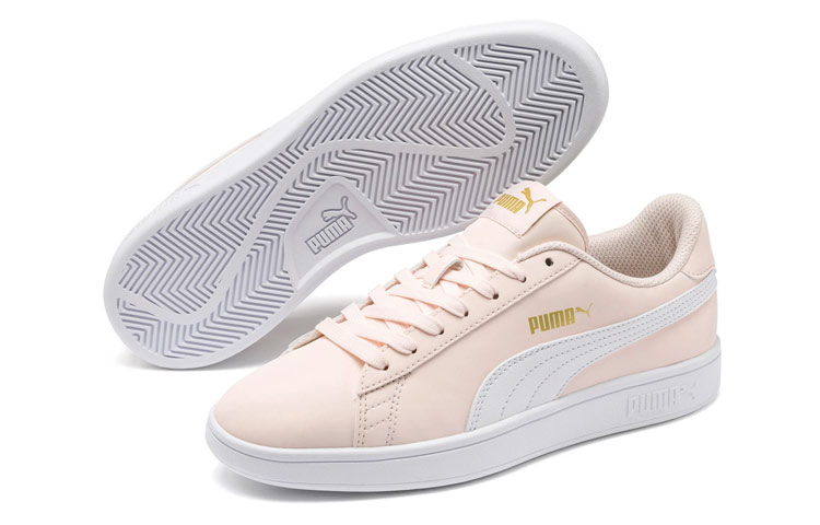 Lookbook Puma Smash V2 Buck Pink Sepatu Skateboard Kasual 365160-28