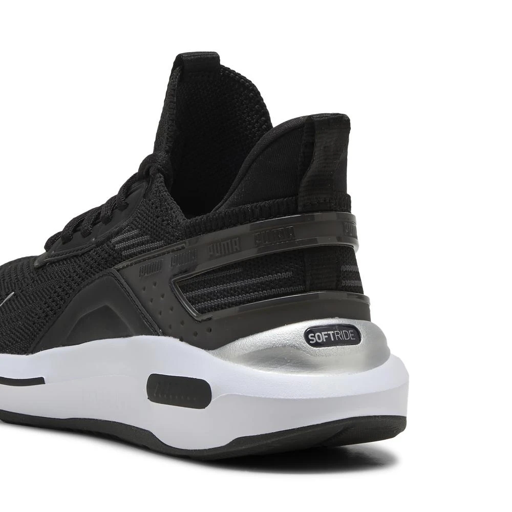 Lookbook プーマ ソフライド エンゾ 5 ハイプ ランニングシューズ 31172601