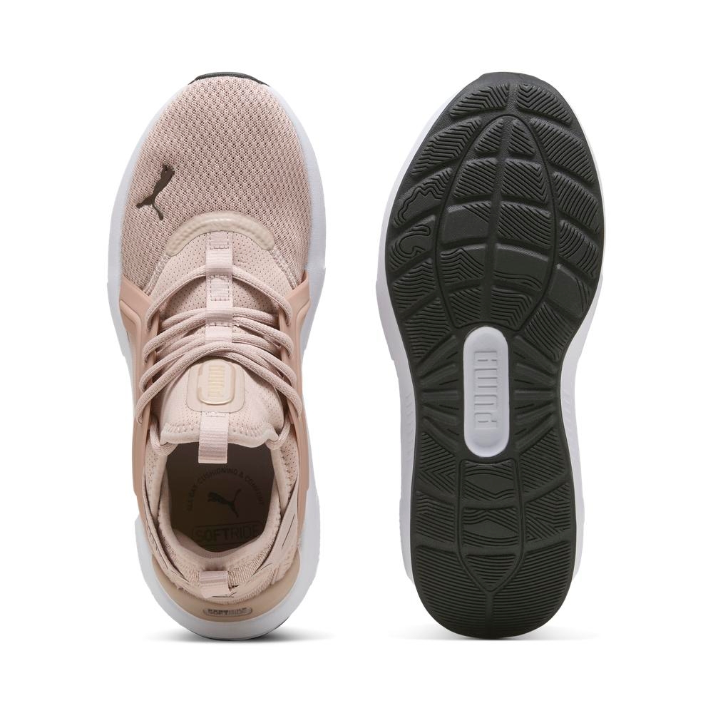 Shop プーマ ソフライド エンツォ 5 メタリック ランニングシューズ 31047309