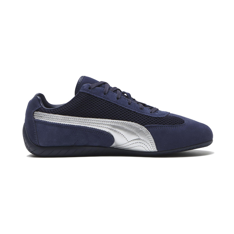 Shop Puma Speedcat 經典高級運動鞋 40390205