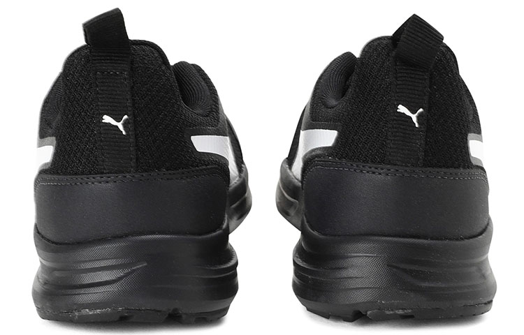 Shop PUMA Speedster IDP 低幫 跑步鞋 男款 黑白