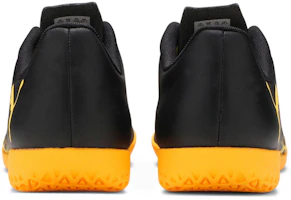 Details for Puma Spirit 3 IT ''Nero Ultra Giallo'' 106069-01