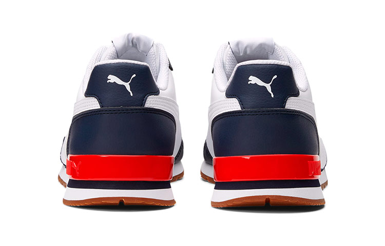 Shop Puma ST Runner V2 Biru//Merah 'Putih' Sneakers 365277-17