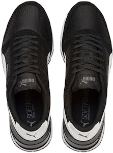 彪马ST Runner V2黑白配色低帮运动鞋 366811-05 Shop 彪马ST Runner V2黑白配色低帮运动鞋 366811-05