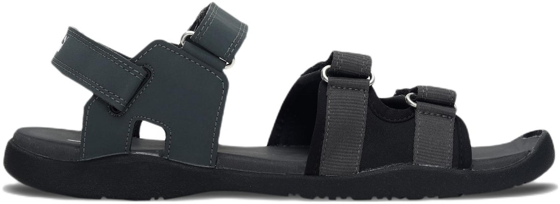 Sandal Puma Stride One8 'Hitam Abu-Abu' 384559-02 Order Sandal Puma Stride One8 'Hitam Abu-Abu' 384559-02