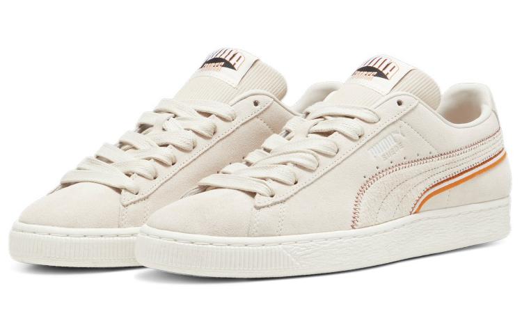 Shop Puma Suede 'Untuk Peminat - Salji Alpine' 397266-01