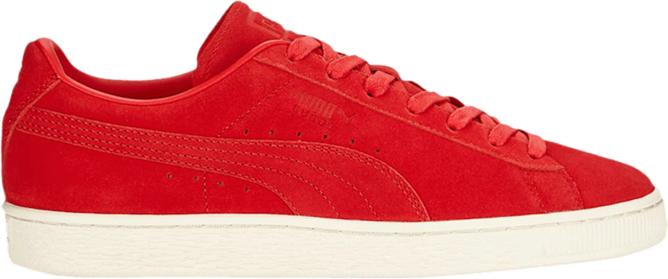 Red suede 2025 puma sneakers