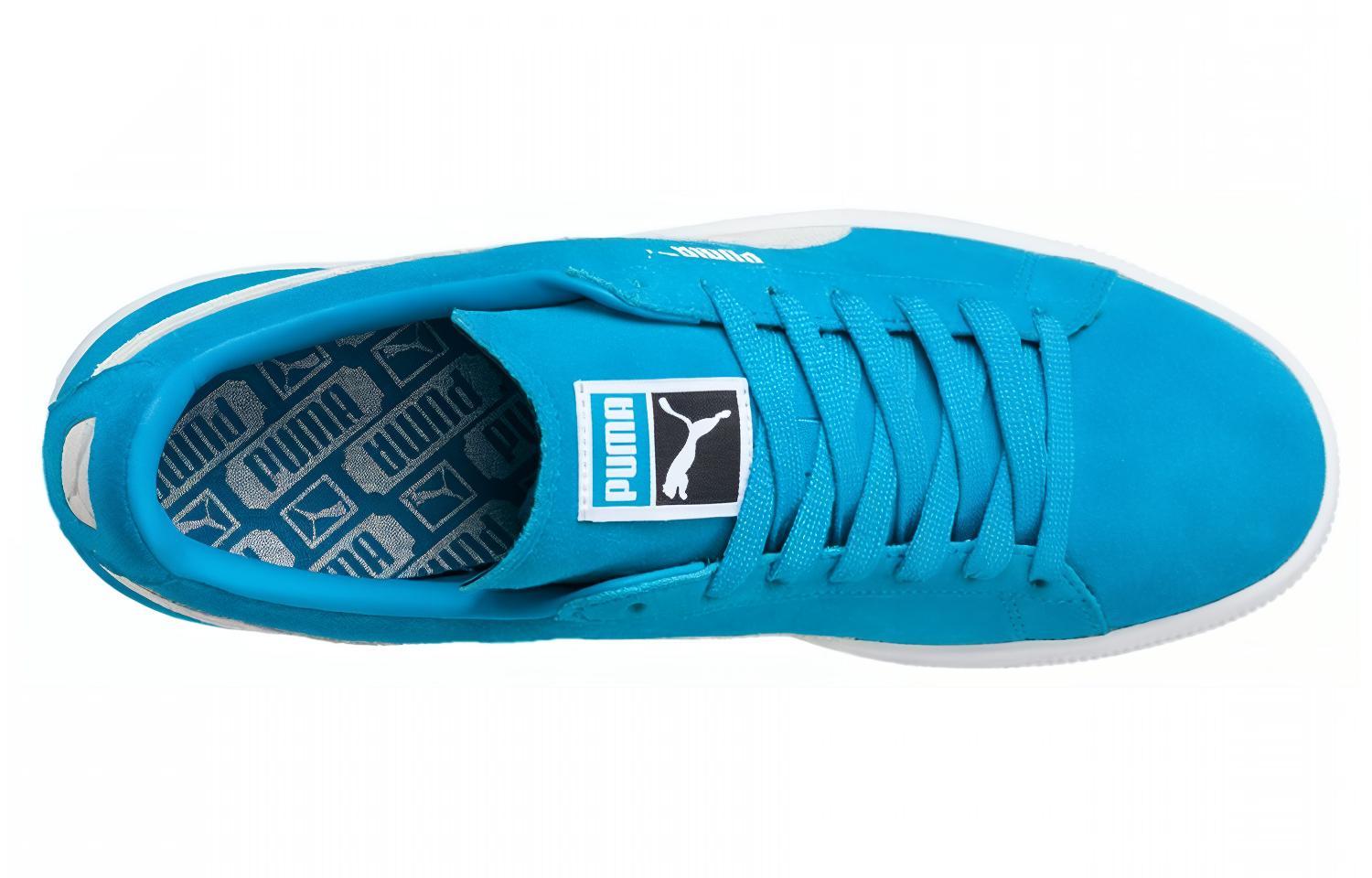 Shop プーマ スウェード クラシック ボードシューズ (ブルー) 363242-05