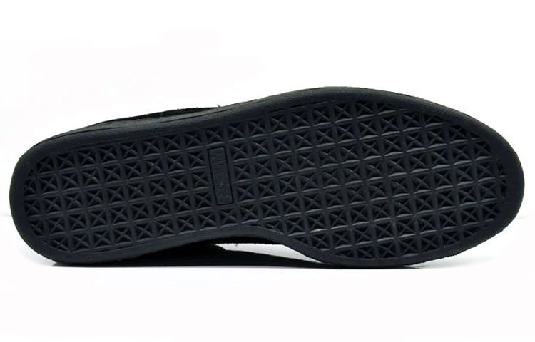 Shop Puma Suede Classic Rendah 'Hitam' 352634-10