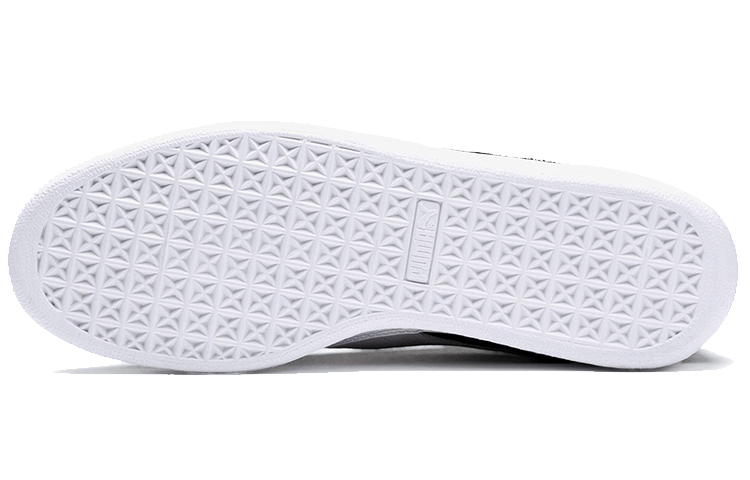 Shop Puma Suede Skate 'Hitam/Putih' 369241-01