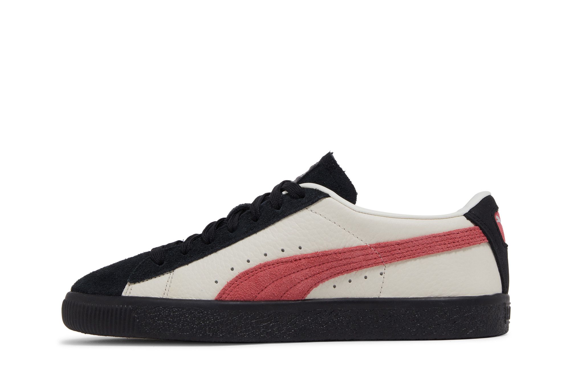 Lookbook Puma Suede VTG atmos Staple Crow and Pigeon (2023) 390478-01