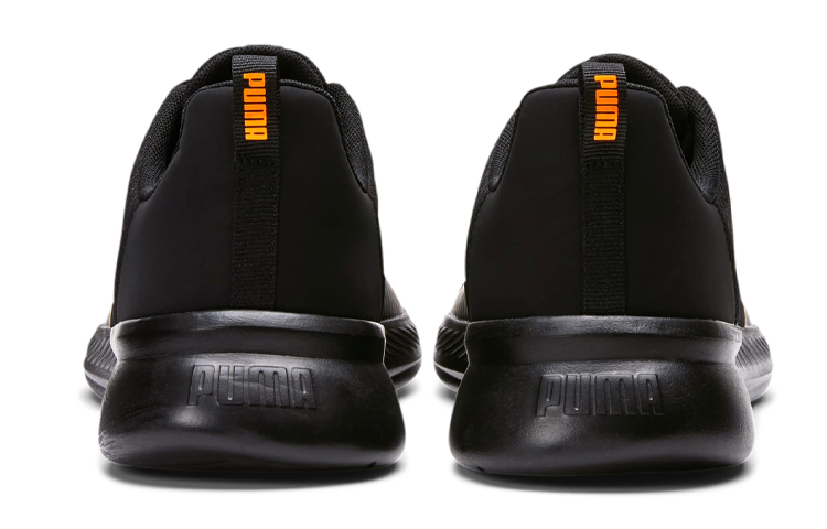 Shop Puma Tishatsu Runner ''Noir Bas'' 191070-08