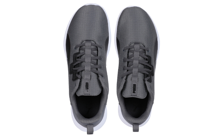 Lookbook Sepatu Olahraga Puma Tishatsu Runner Low-tops Abu-Abu 191070-04