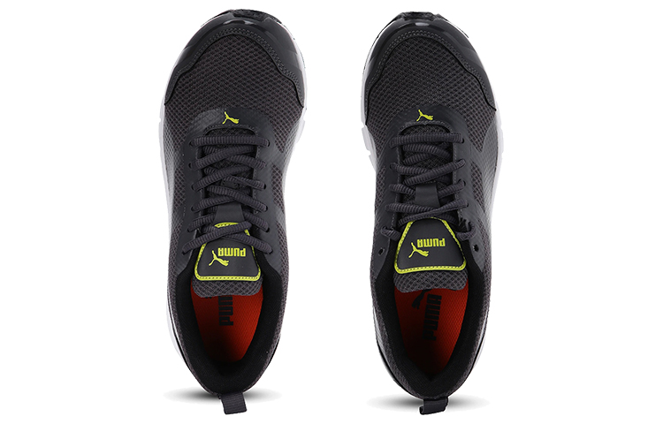 Lookbook Puma Track V2 Idp Low Grau/Schwarz/Weiß 372482-01