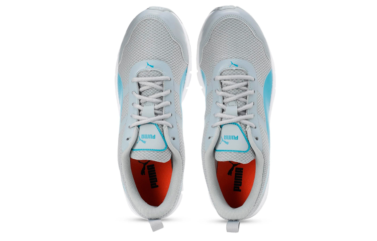Lookbook Puma Track V2 Idp Lage Sneakers ''Grijs'' 372482-04